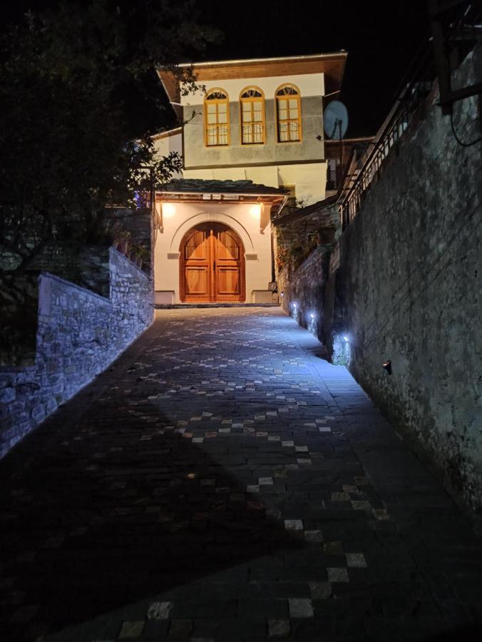 Hotel Praga Gjirokastër Buitenkant foto