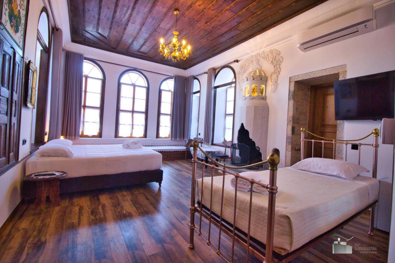 Hotel Praga Gjirokastër Buitenkant foto