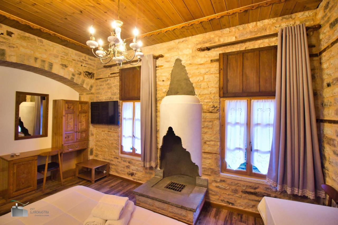 Hotel Praga Gjirokastër Buitenkant foto